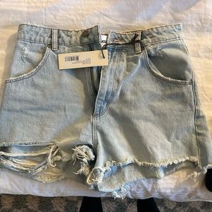 Rollas Duster Short color Layla size 29! Tags on never worn